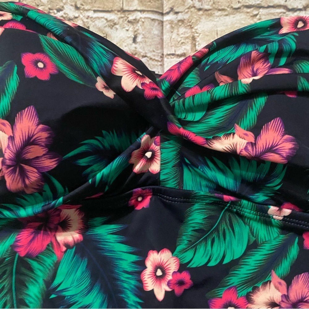 Hilor Black Green Tropical Hawaiian Lightly Padded Strapless One Piece Swimsuit - Picture 3 of 5